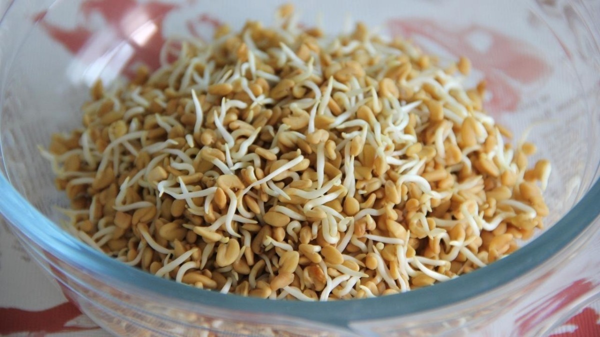 Methi Sprout Chaat Recipe Aloo Chaat Chaat Recipe Whole Food